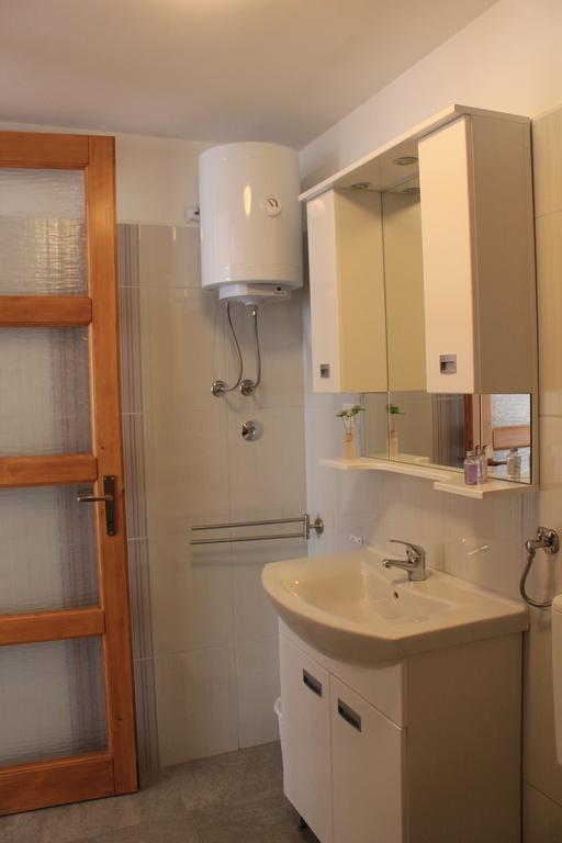 Rooms & Studio Bellina Skradin Eksteriør bilde
